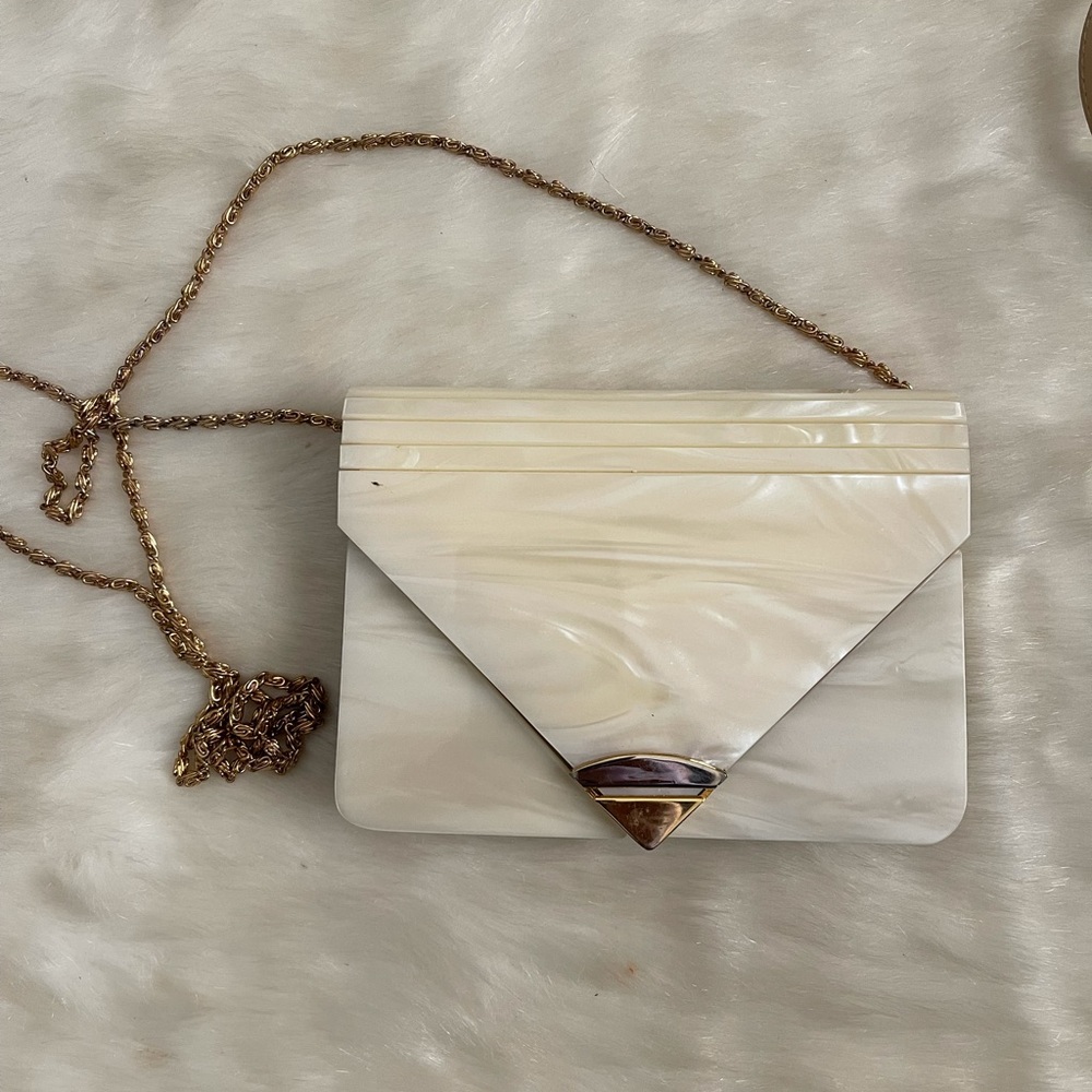 White mother of pearl look plastic & leather purse 1970s 1980s - Picture 1 of 7